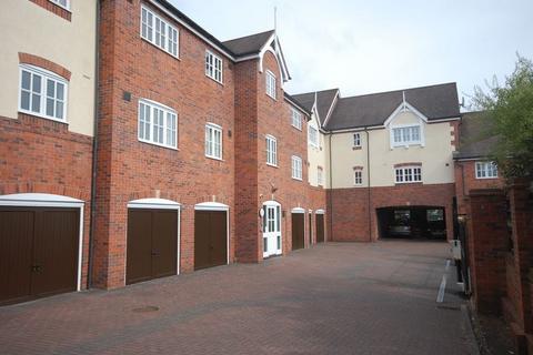 15 Cygnet Close, Wolverhampton, WV6 8XR