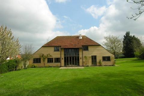 4 bedroom detached house to rent, Witherenden Hill, Nr Stonegate, Etchingham, TN19 7JN