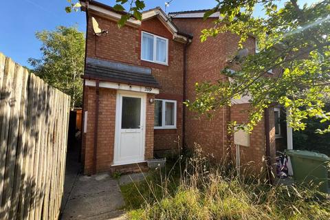 2 bedroom terraced house to rent, Ormonds Close, Bristol