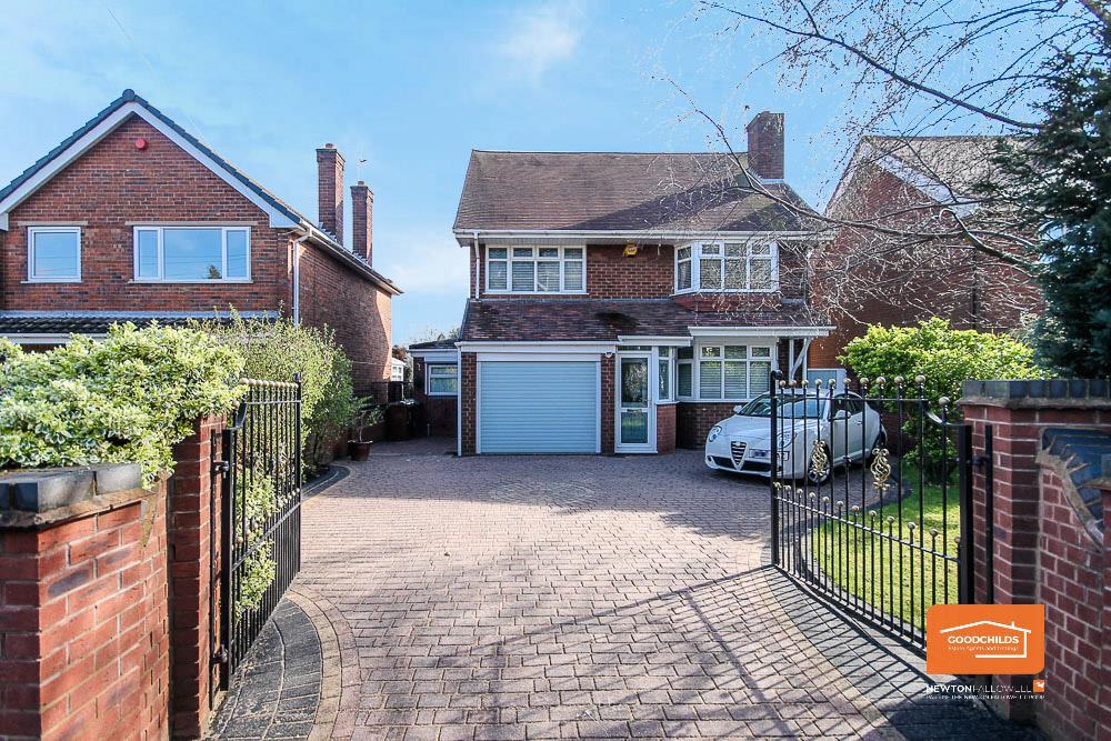 Broad Lane, Bloxwich, WS3 2TG 3 bed detached house £250,000