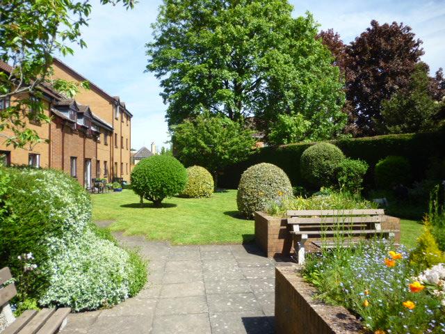 Communal gardens