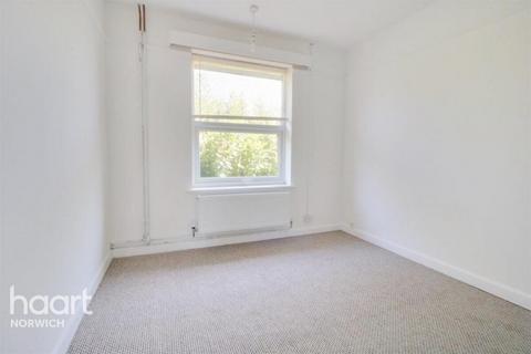 undefined, Aylsham Road, Norwich
