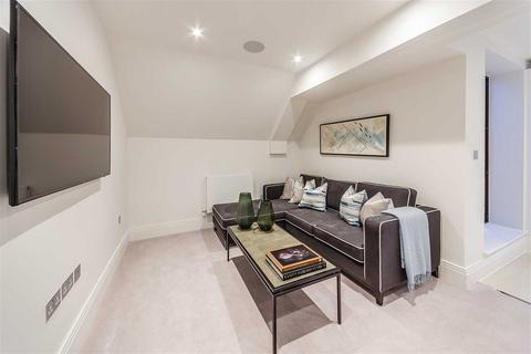 2 bedroom flat to rent, Cambridge Penthouse, Palace Wharf, Rainville Road, London