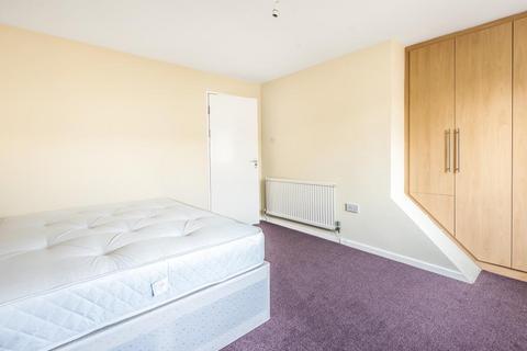 5 bedroom semi-detached house to rent, Warren Crescent,  Headington,  HMO Ready 5 Sharers,  OX3