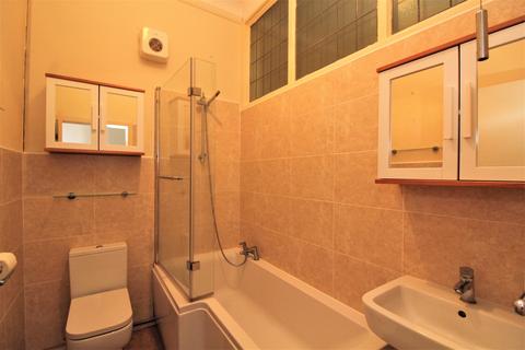1 bedroom apartment to rent - Clifton Drive South, Lytham St. Annes, Lancashire, FY8