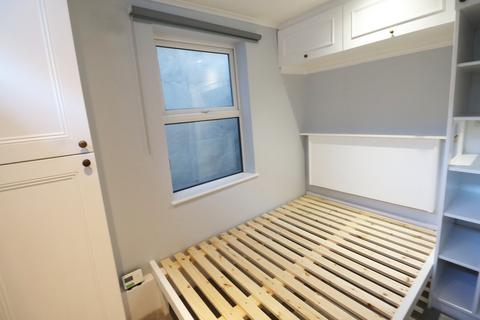 1 bedroom flat to rent, Kingston Road, Wimbledon, London, SW19