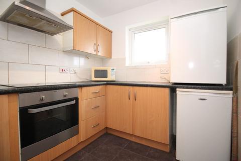 2 bedroom apartment to rent, Ironmongers Place, Spindrift Avenue, Isle of Dogs E14