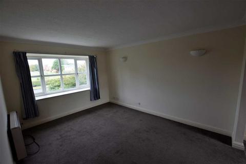 2 bedroom apartment to rent - Dove Tree Court, Marton