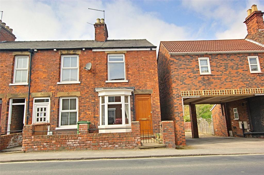 Queensgate, Beverley, East Yorkshire, HU17 2 bed end of terrace house