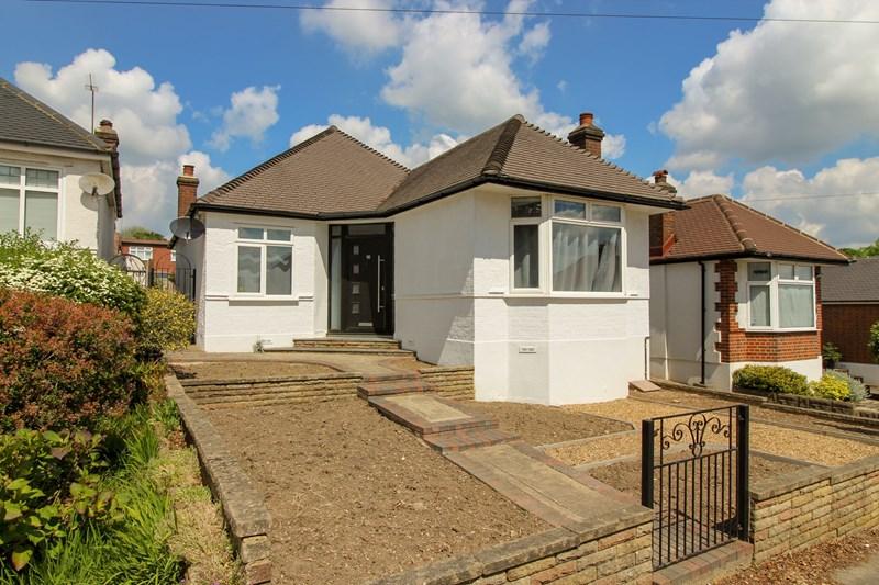 Woodfall Avenue, High 2 bed detached bungalow £599,950
