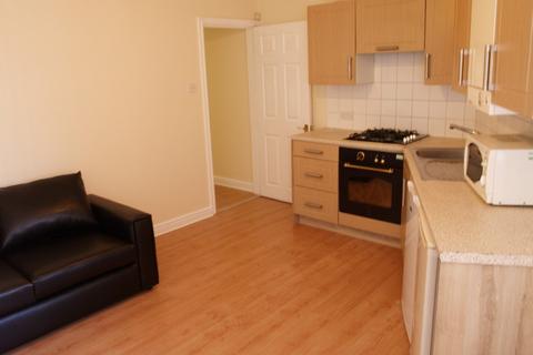 1 bedroom flat to rent, Mauldeth Road West, Withington, Manchester