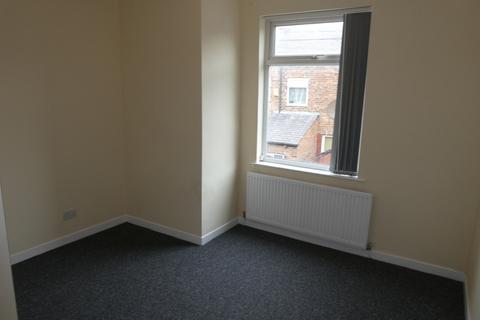 3 bedroom terraced house to rent - Chilworth Street, Rusholme, Manchester