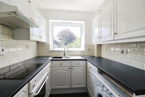 28 Tithe Court, Slough, SL3 8AS