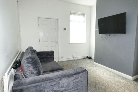 3 bedroom terraced house to rent, Beresford Street, Shelton, Stoke-on-Trent, Staffordshire, ST4 2EX