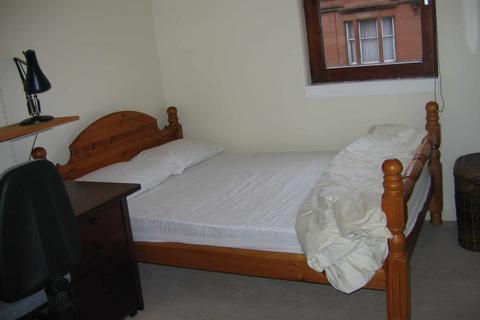 2 bedroom flat to rent - West Graham Street 5/12, Garnethill G4
