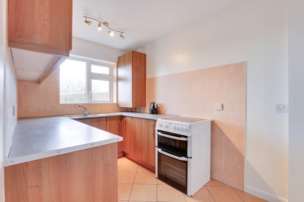 Broadmeadow View, Teignmouth 3 bed terraced house £199,500