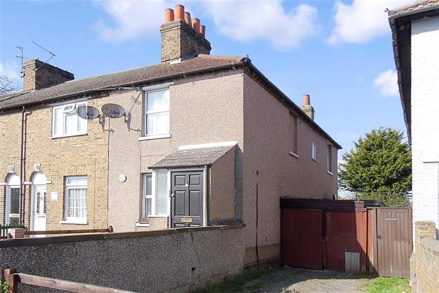 West Hill, Dartford, Kent 2 bed end of terrace house £260,000