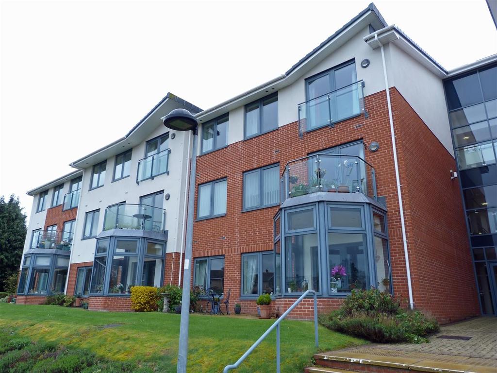 Elgar Walk, The Rose Garden, Ledbury Road, Hereford, HR1 2 bed