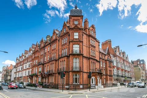 2 bedroom apartment to rent, Green Street, London W1K