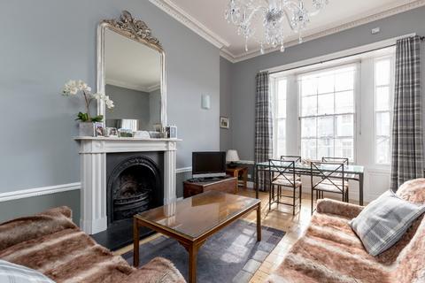 2 bedroom flat to rent, Gayfield Square, New Town, Edinburgh, EH1
