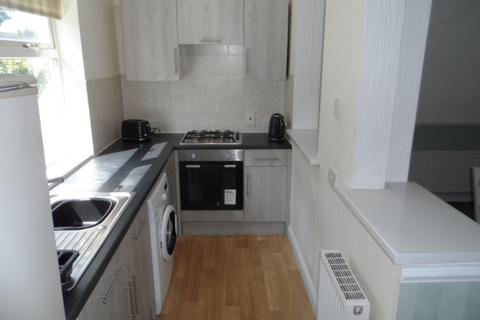 3 bedroom end of terrace house to rent, Southbourne Road, Blackpool, FY3 9SW