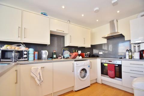 2 bedroom flat to rent, Bournemouth