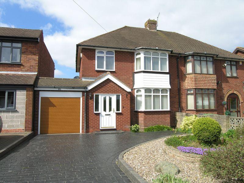 Field Lane, Pelsall 3 bed semidetached house £229,950