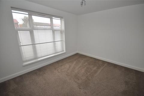 1 bedroom apartment to rent, Wallcote Avenue, London, NW2