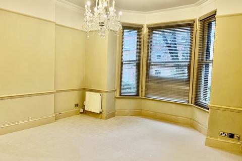 1 bedroom apartment to rent, Netherhall Gardens, Hampstead, NW3