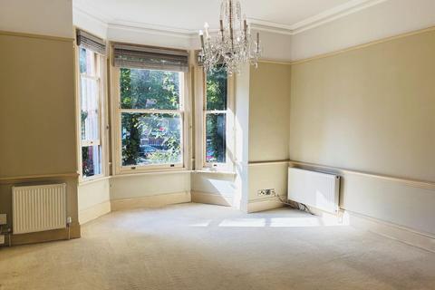 1 bedroom apartment to rent, Netherhall Gardens, Hampstead, NW3