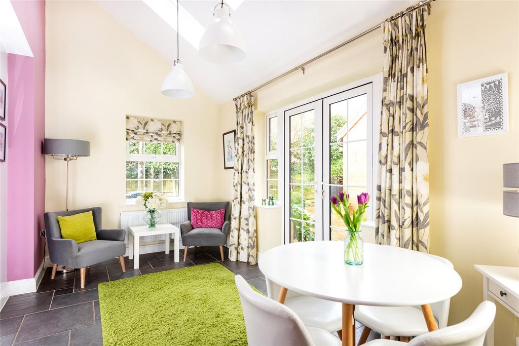 Breakfast Room