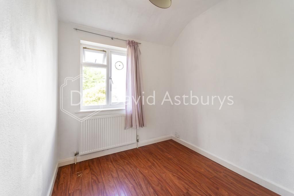 Ndb06296
