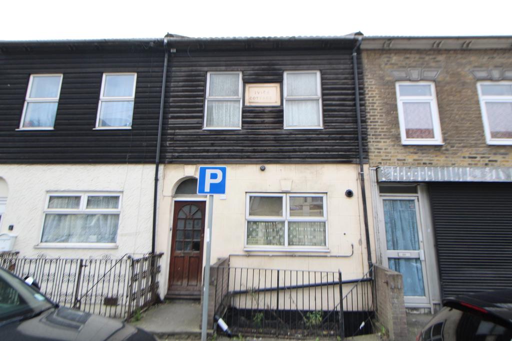 Luton Road, Chatham, ME4 1 bed flat for sale - £95,000