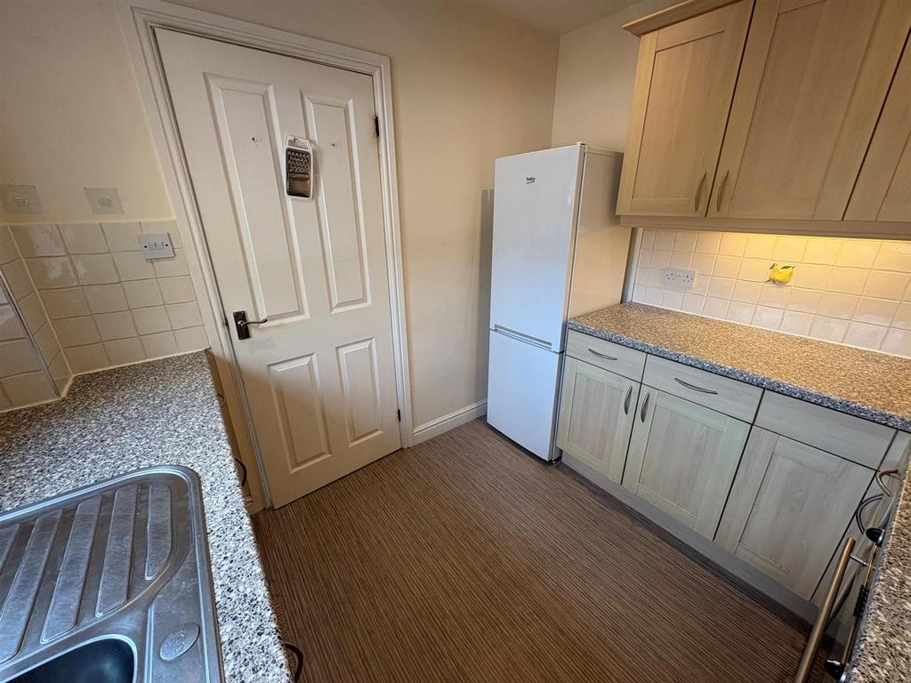 Kitchenb.jpg