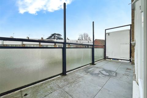 4 bedroom end of terrace house to rent, Runnymede Court, Egham, Surrey, TW20