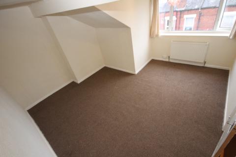 2 bedroom terraced house to rent, Bangor Street, Lower Wortley, Leeds, LS12 5PN