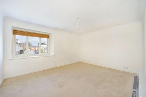 1 bedroom apartment to rent, Summers Road, Godalming GU7