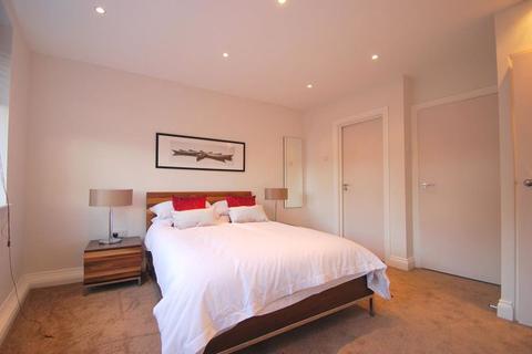 4 bedroom apartment to rent - Belsize Road, South Hampstead, NW6