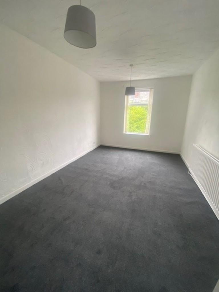 Bedroom &amp; Lounge