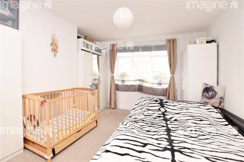 2 bedroom maisonette for sale, Church Road, Watford, Hertfordshire, WD17