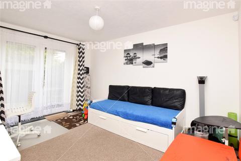 2 bedroom maisonette for sale, Church Road, Watford, Hertfordshire, WD17