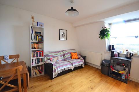 2 bedroom flat to rent, New Cross Road,  London , SE14