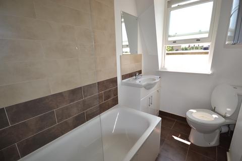 2 bedroom flat to rent, New Cross Road,  London , SE14