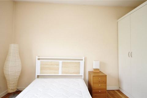 2 bedroom apartment to rent, Medfield Street, Roehampton, SW15