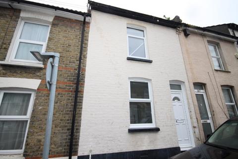 3 bedroom house to rent, Sturla Road, Chatham