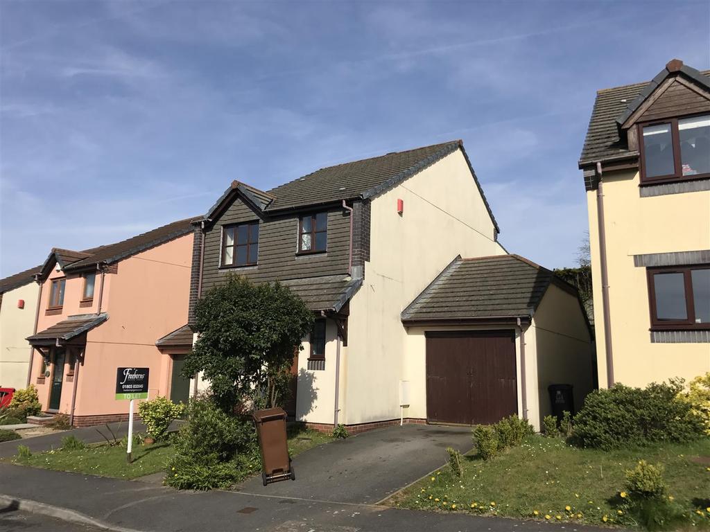 Seymour Drive, Dartmouth 3 bed house £875 pcm (£202 pw)