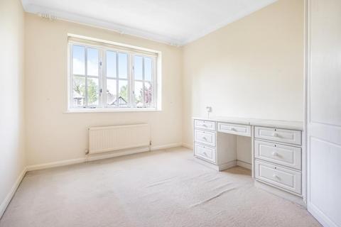 2 bedroom apartment to rent, Sandy Lodge Way,  Northwood,  HA6