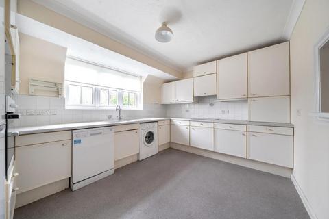 2 bedroom apartment to rent, Sandy Lodge Way,  Northwood,  HA6