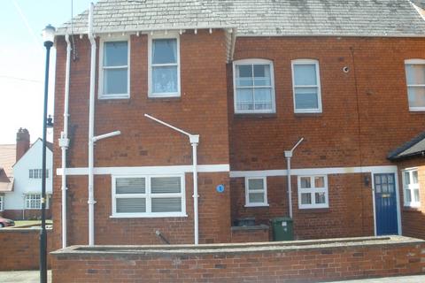 Studio to rent, Lancaster Close, Wirral CH62