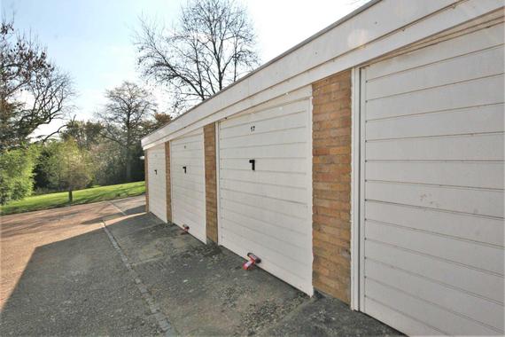 West Oak Beckenham Garage For Sale 25 000